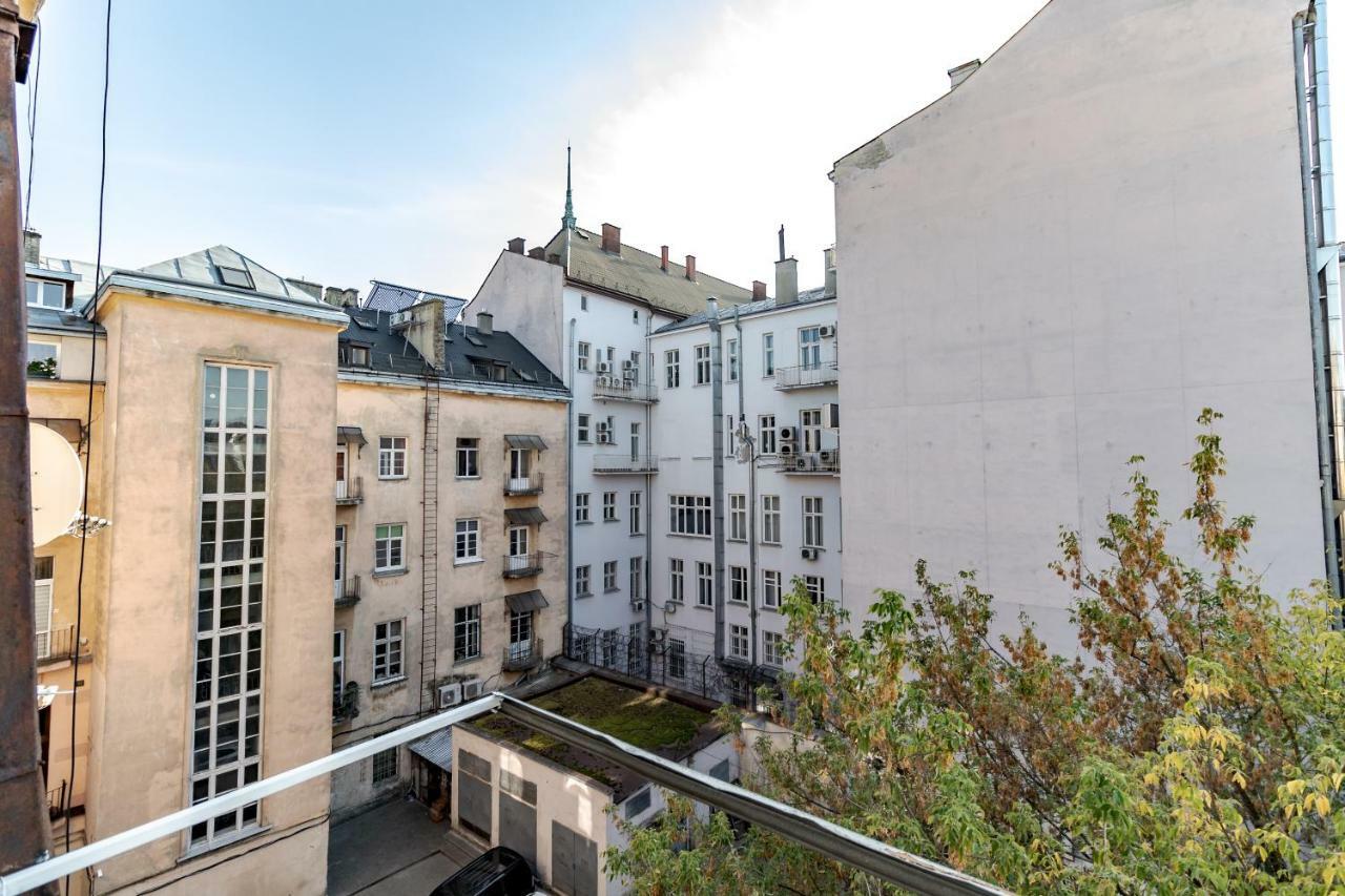 Inshiapartments On Liberty Avenue 2 Lviv Exterior photo